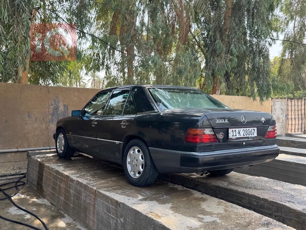 مرسيدس بنز E-Class